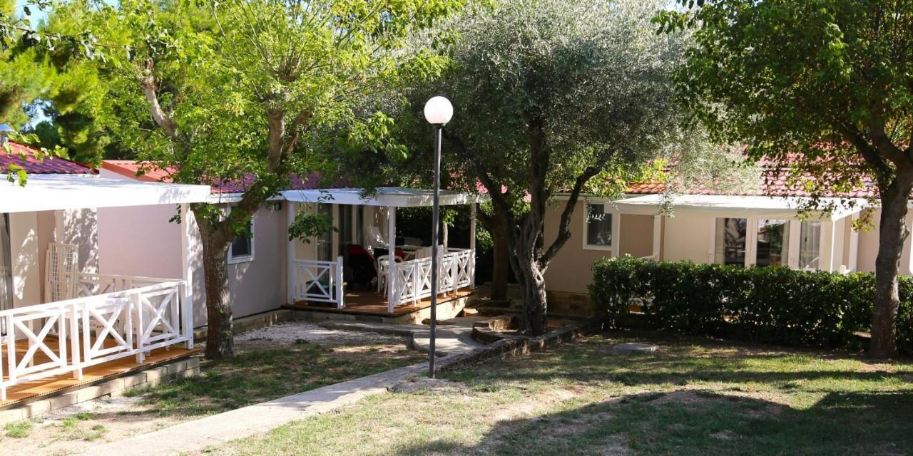 Garden Village 3*